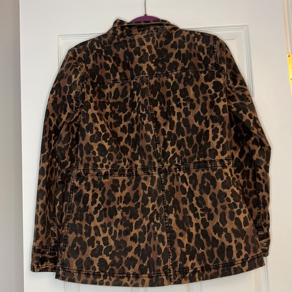 Cheetah Light Fall Jacket - Picture 2 of 4